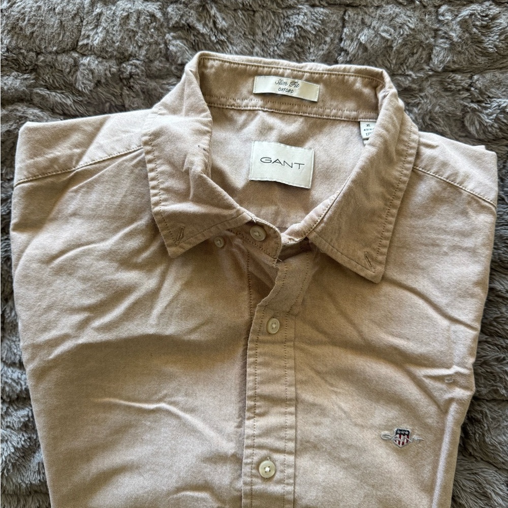 Gant Tan Casual Button Down Shirt with slim Fit